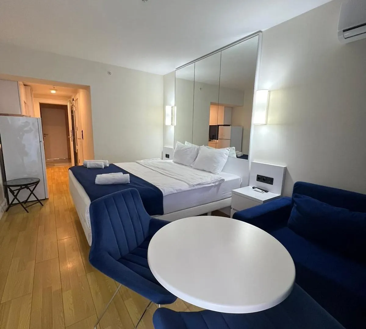 Hotel Downtown Centre In Batumi Aparthotel Orbi City N3